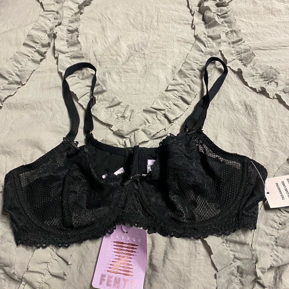 BRAND NEW SAVAGE X FENTY BRA